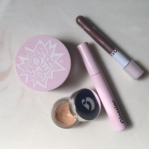 Glossier Makeup Kit